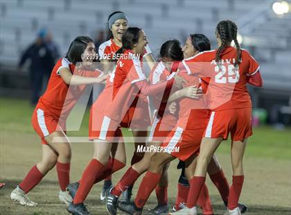Thumbnail 2 in Venice @ Arvin (CIF D5 Regional Final) photogallery.