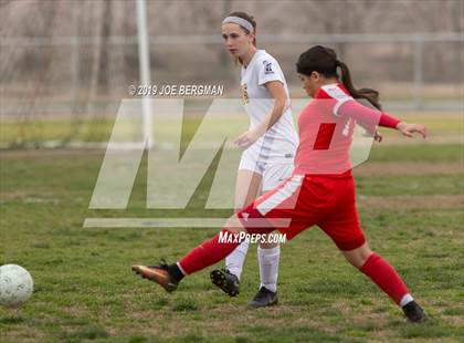 Thumbnail 1 in Venice @ Arvin (CIF D5 Regional Final) photogallery.
