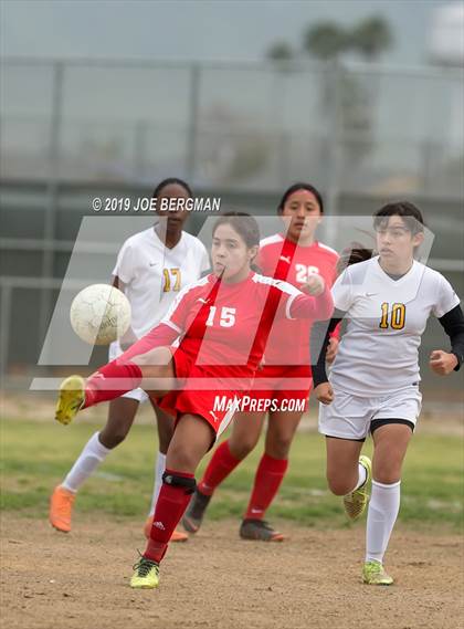 Thumbnail 2 in Venice @ Arvin (CIF D5 Regional Final) photogallery.