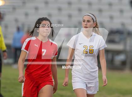 Thumbnail 1 in Venice @ Arvin (CIF D5 Regional Final) photogallery.