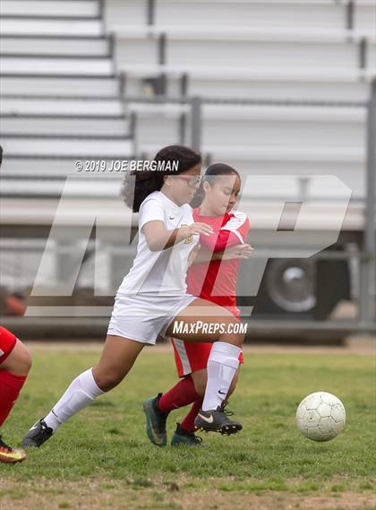 Thumbnail 1 in Venice @ Arvin (CIF D5 Regional Final) photogallery.