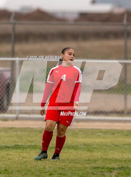 Thumbnail 2 in Venice @ Arvin (CIF D5 Regional Final) photogallery.