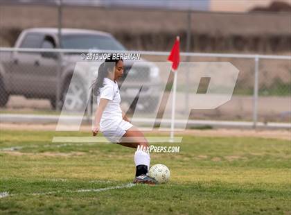 Thumbnail 3 in Venice @ Arvin (CIF D5 Regional Final) photogallery.