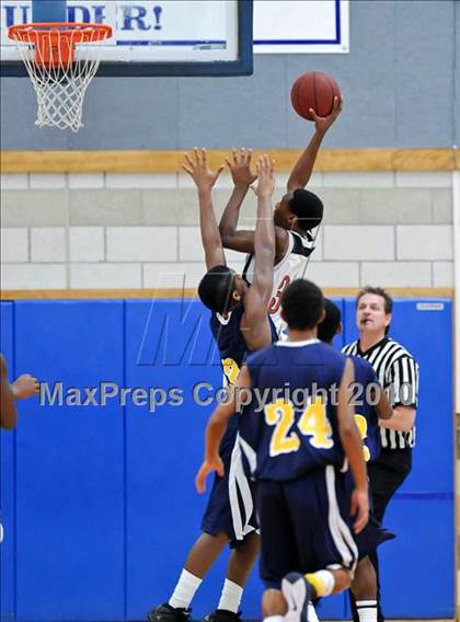 Thumbnail 2 in Inderkum vs Fairfield (Rocklin Holiday Tournament) photogallery.