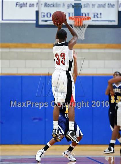 Thumbnail 2 in Inderkum vs Fairfield (Rocklin Holiday Tournament) photogallery.