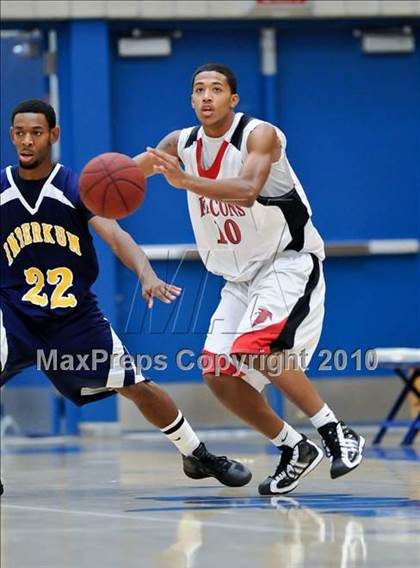 Thumbnail 3 in Inderkum vs Fairfield (Rocklin Holiday Tournament) photogallery.