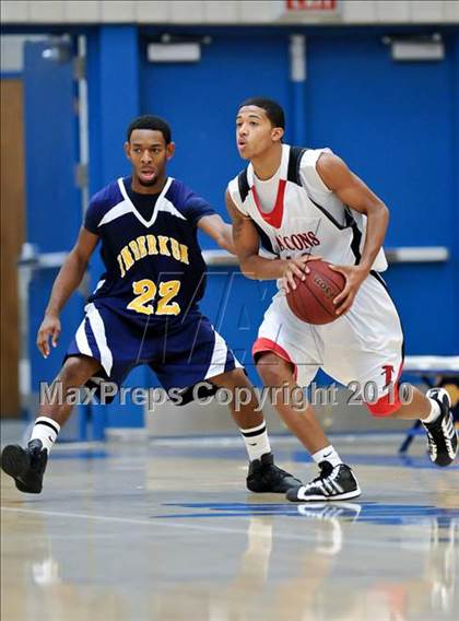 Thumbnail 2 in Inderkum vs Fairfield (Rocklin Holiday Tournament) photogallery.