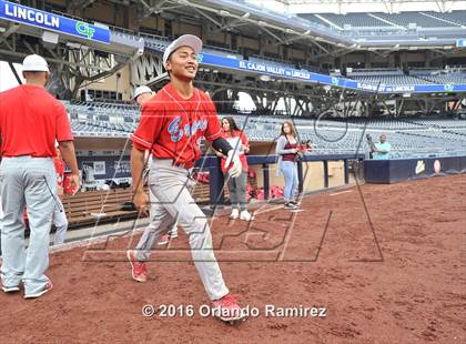 Thumbnail 3 in Lincoln vs El Cajon Valley (Petco Park) photogallery.