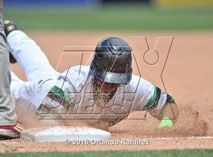 Thumbnail 3 in Lincoln vs El Cajon Valley (Petco Park) photogallery.
