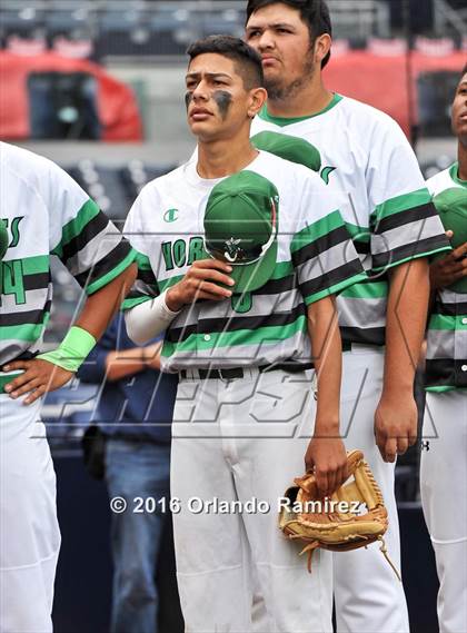 Thumbnail 3 in Lincoln vs El Cajon Valley (Petco Park) photogallery.