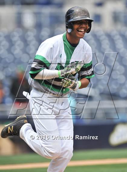 Thumbnail 3 in Lincoln vs El Cajon Valley (Petco Park) photogallery.