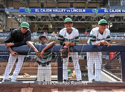 Thumbnail 3 in Lincoln vs El Cajon Valley (Petco Park) photogallery.