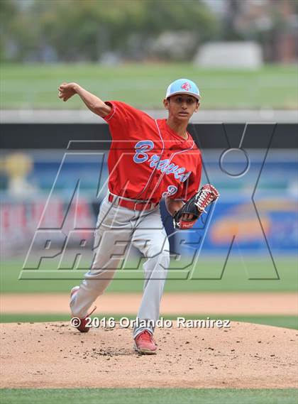 Thumbnail 2 in Lincoln vs El Cajon Valley (Petco Park) photogallery.