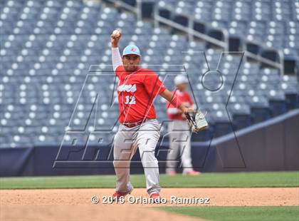 Thumbnail 2 in Lincoln vs El Cajon Valley (Petco Park) photogallery.