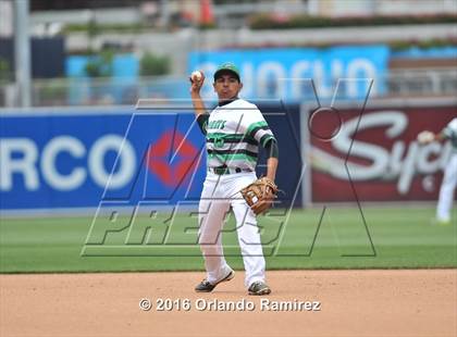 Thumbnail 2 in Lincoln vs El Cajon Valley (Petco Park) photogallery.