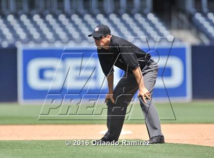 Thumbnail 2 in Lincoln vs El Cajon Valley (Petco Park) photogallery.