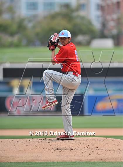 Thumbnail 3 in Lincoln vs El Cajon Valley (Petco Park) photogallery.