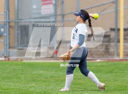 Thumbnail 2 in Ponderosa @ Vista del Lago photogallery.