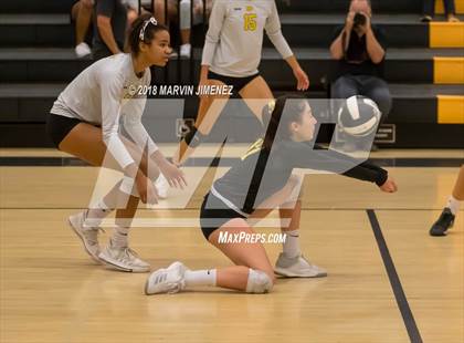 Thumbnail 3 in Westlake @ Newbury Park photogallery.