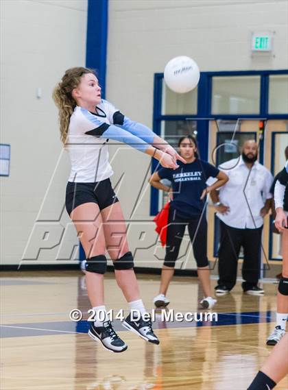 Thumbnail 1 in Mercy vs. PK Yonge (Berkeley Premier) photogallery.