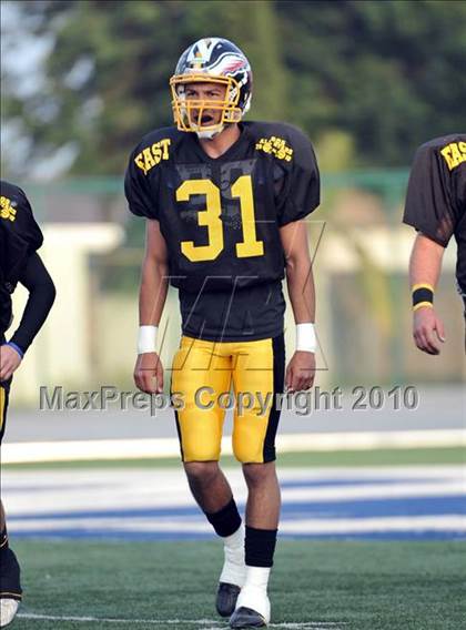 Thumbnail 3 in 605 All-Star Football Classic (East vs. West) photogallery.