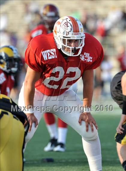 Thumbnail 1 in 605 All-Star Football Classic (East vs. West) photogallery.