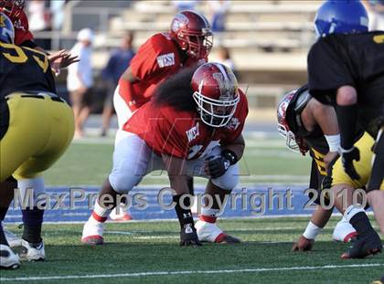Thumbnail 1 in 605 All-Star Football Classic (East vs. West) photogallery.