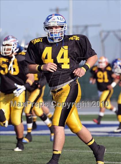 Thumbnail 1 in 605 All-Star Football Classic (East vs. West) photogallery.