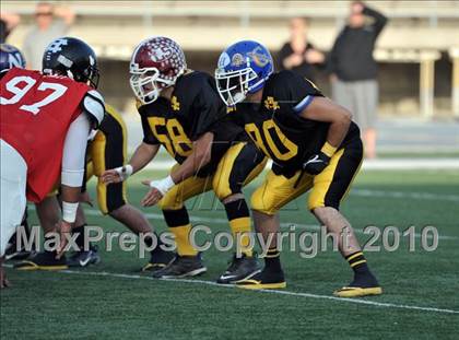 Thumbnail 3 in 605 All-Star Football Classic (East vs. West) photogallery.