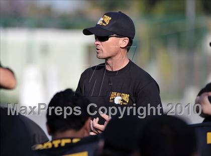 Thumbnail 1 in 605 All-Star Football Classic (East vs. West) photogallery.