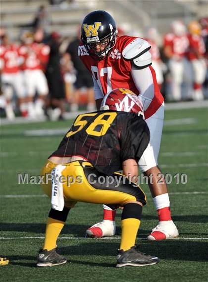 Thumbnail 3 in 605 All-Star Football Classic (East vs. West) photogallery.