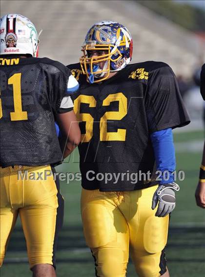 Thumbnail 3 in 605 All-Star Football Classic (East vs. West) photogallery.