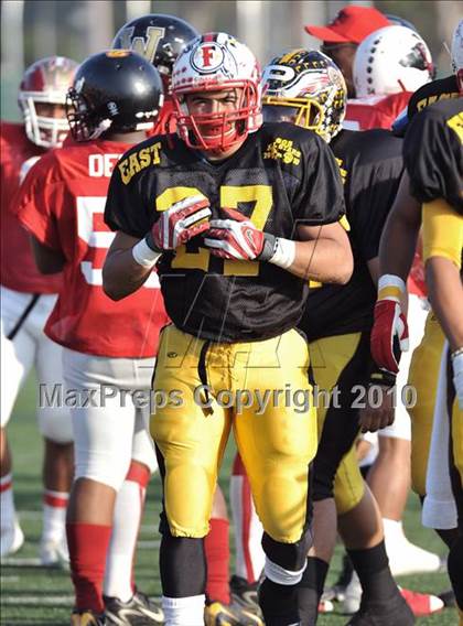 Thumbnail 1 in 605 All-Star Football Classic (East vs. West) photogallery.