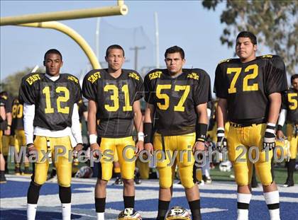 Thumbnail 3 in 605 All-Star Football Classic (East vs. West) photogallery.