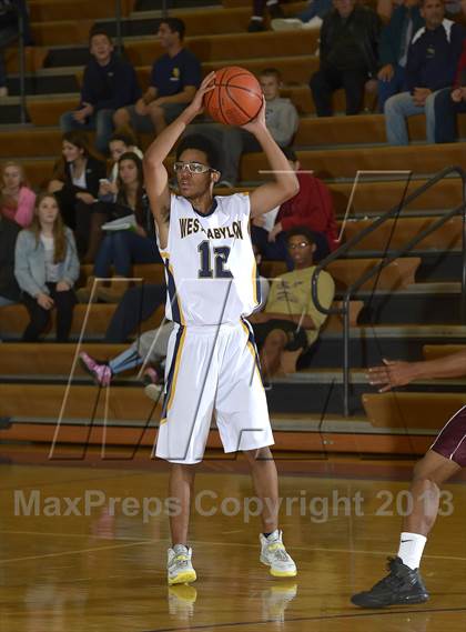 Thumbnail 2 in West Babylon vs Walt Whitman (Islip Holiday Tournament) photogallery.