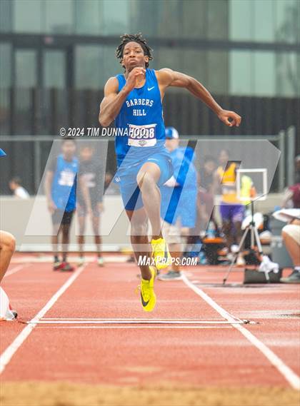 Thumbnail 1 in UIL Boys Track & Field Finals (Day 2) photogallery.