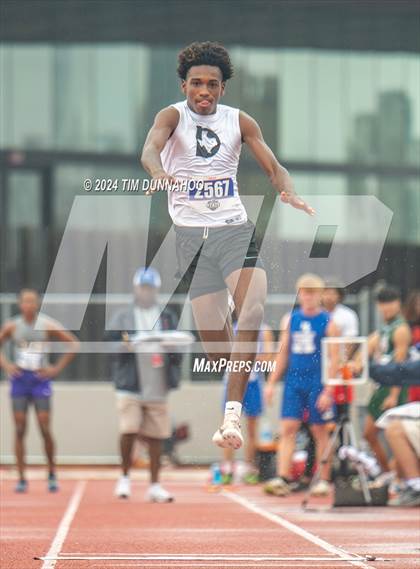 Thumbnail 1 in UIL Boys Track & Field Finals (Day 2) photogallery.