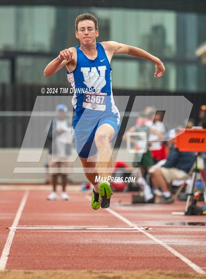 Thumbnail 1 in UIL Boys Track & Field Finals (Day 2) photogallery.