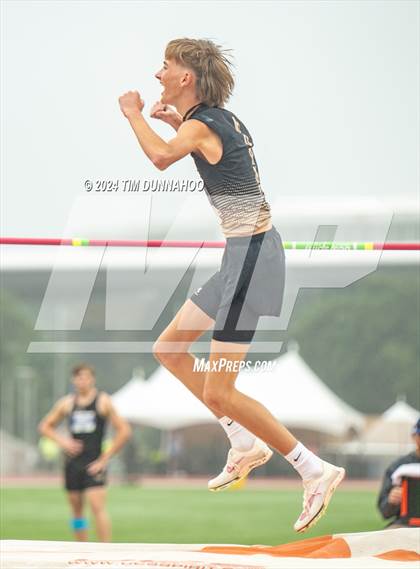 Thumbnail 3 in UIL Boys Track & Field Finals (Day 2) photogallery.
