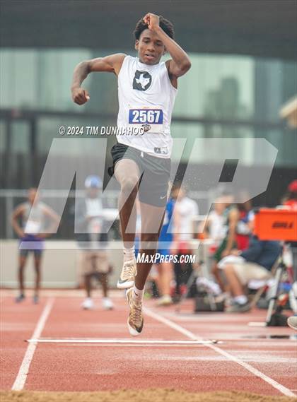 Thumbnail 2 in UIL Boys Track & Field Finals (Day 2) photogallery.