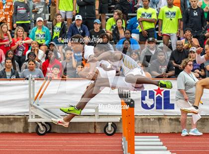 Thumbnail 3 in UIL Boys Track & Field Finals (Day 2) photogallery.
