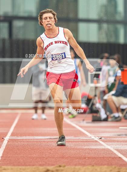 Thumbnail 1 in UIL Boys Track & Field Finals (Day 2) photogallery.