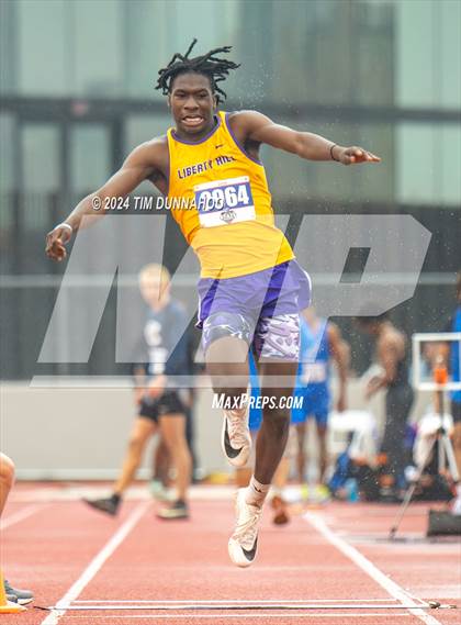 Thumbnail 1 in UIL Boys Track & Field Finals (Day 2) photogallery.