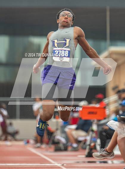 Thumbnail 1 in UIL Boys Track & Field Finals (Day 2) photogallery.