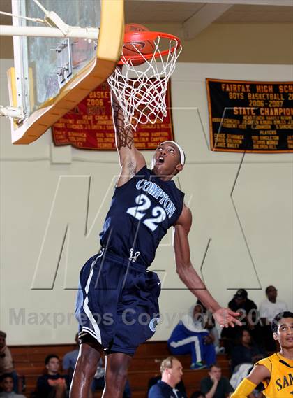 Thumbnail 1 in Compton vs. Santa Monica (Fairfax State Preview) photogallery.