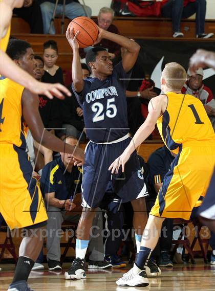 Thumbnail 1 in Compton vs. Santa Monica (Fairfax State Preview) photogallery.