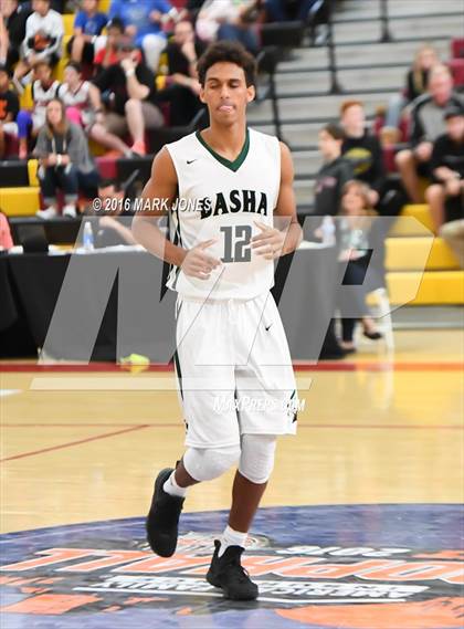 Thumbnail 1 in Moreau Catholic vs. Basha (Hoophall West Invitational) photogallery.
