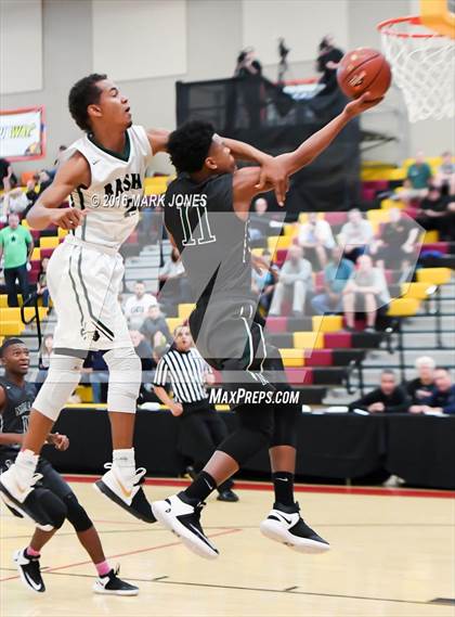 Thumbnail 1 in Moreau Catholic vs. Basha (Hoophall West Invitational) photogallery.