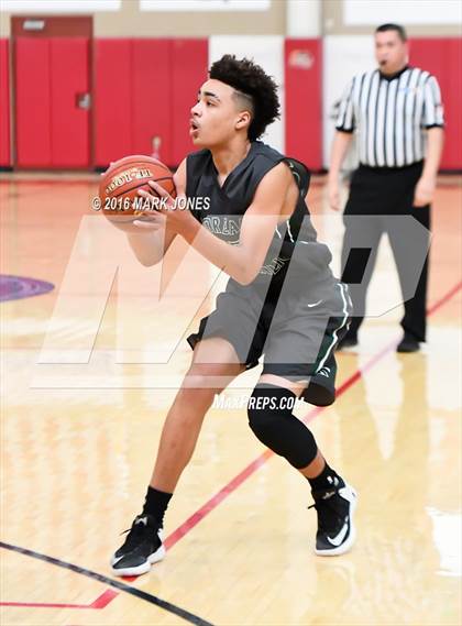 Thumbnail 1 in Moreau Catholic vs. Basha (Hoophall West Invitational) photogallery.