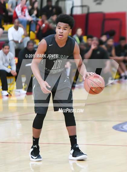 Thumbnail 2 in Moreau Catholic vs. Basha (Hoophall West Invitational) photogallery.